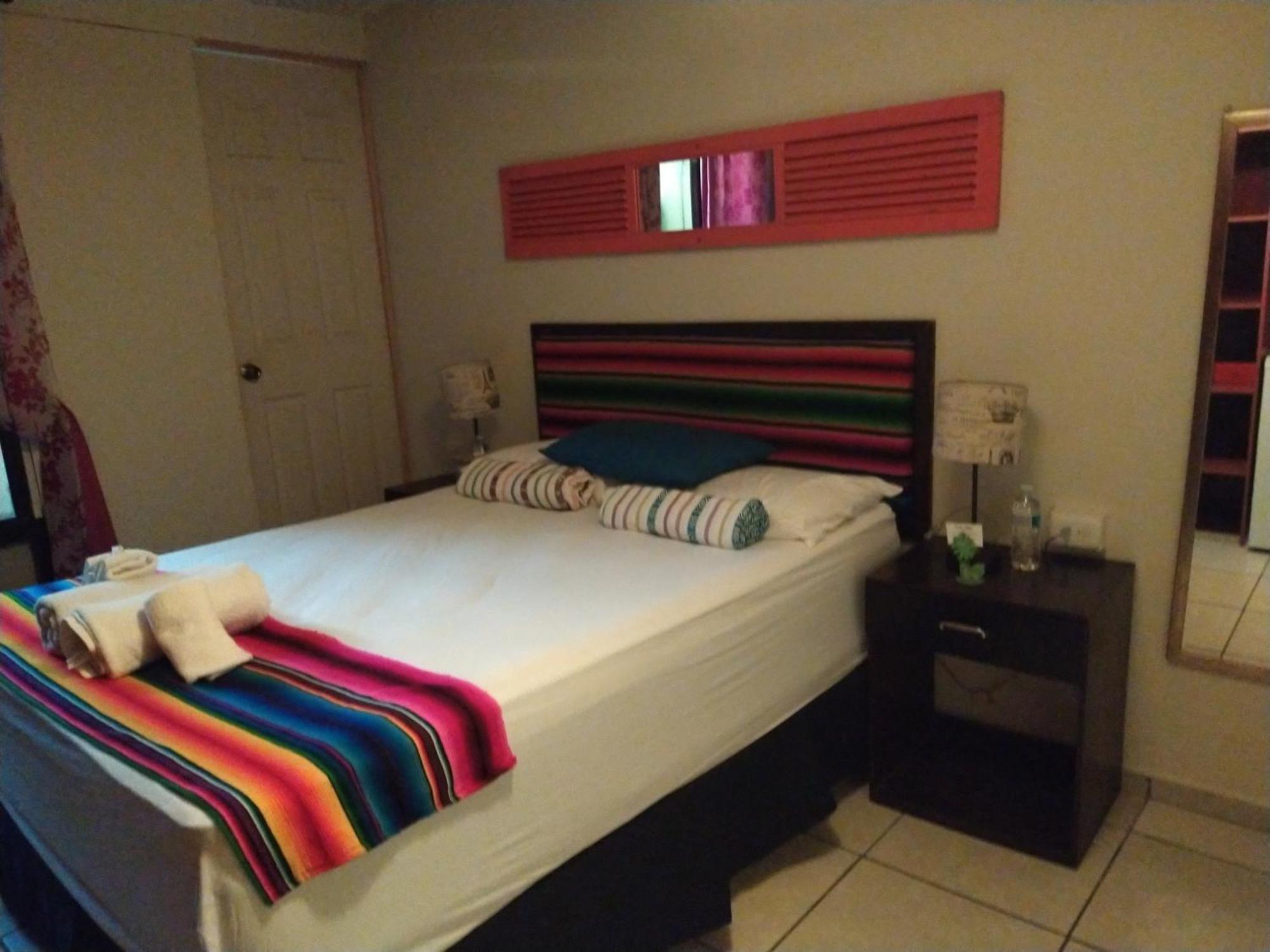 Hotel Antiguo Antiguo Cuscatlán Værelse billede